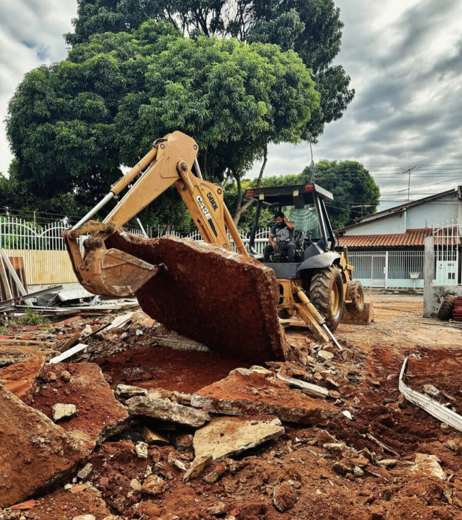 SERVIÇO DE DEMOLIÇÃO EM BRASÍLIA